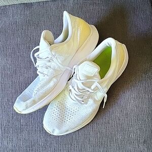 Nike Air Zoom Pegasus 35 White/Summit White Sneakers, Sz 13, 942851-100